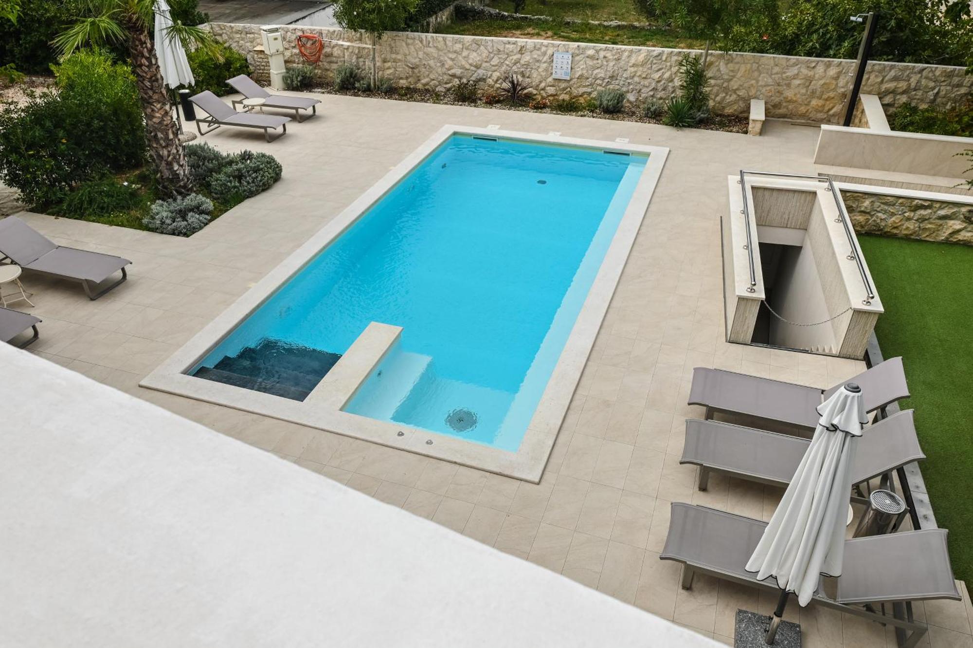 Seagull Pool Apartments & Studios Novalja Habitación foto
