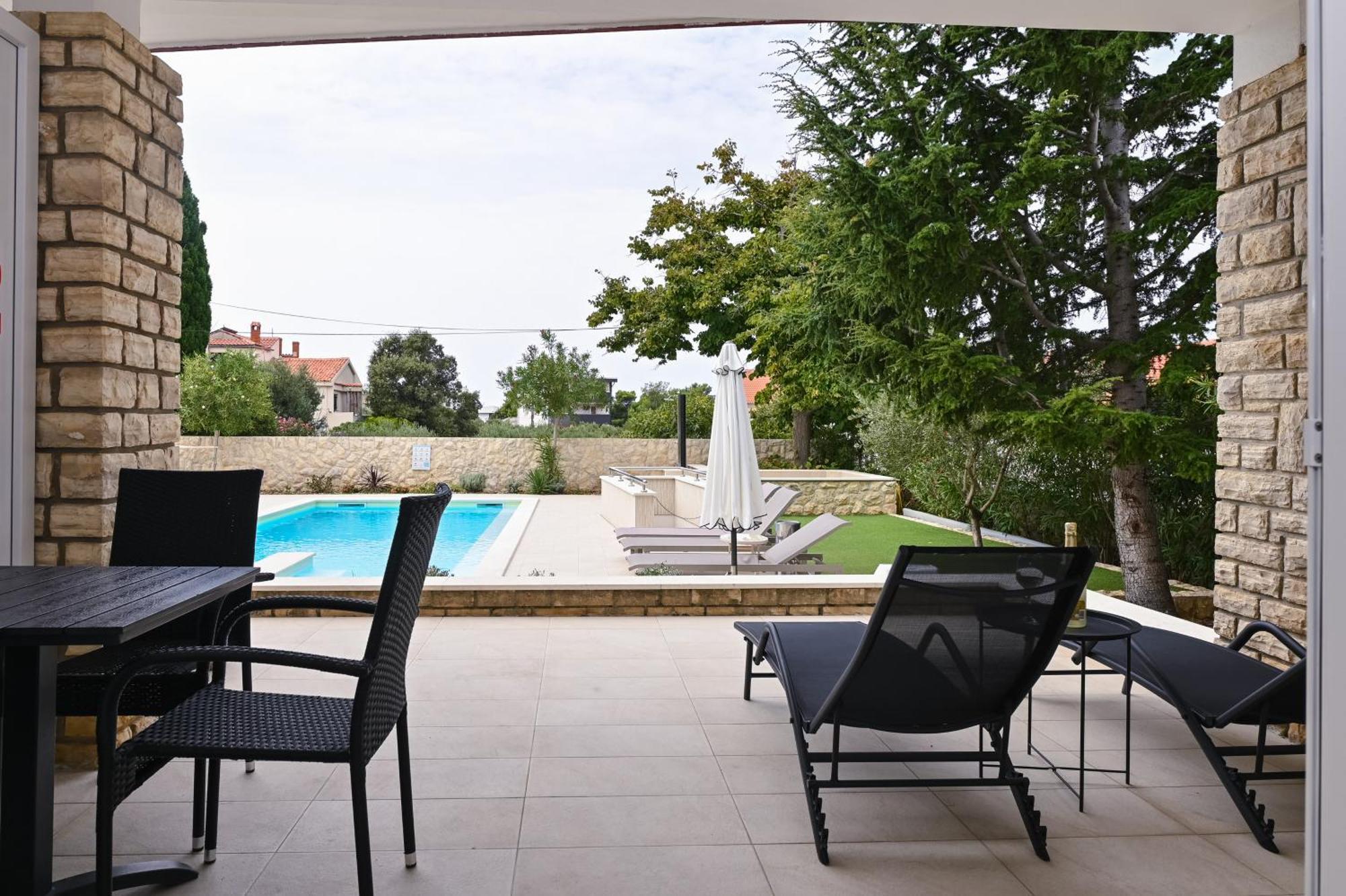 Seagull Pool Apartments & Studios Novalja Habitación foto